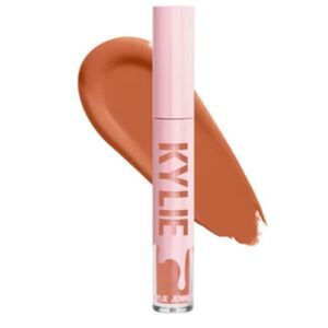 Kylie Cosmetics Lip Shine Laquer It's the gloss for me